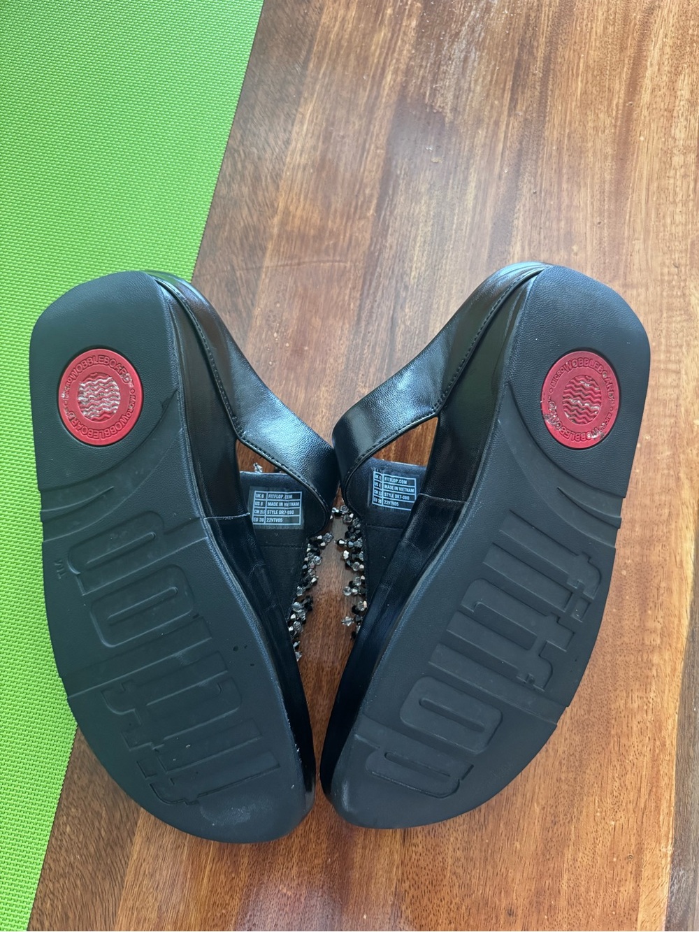 Fitflop Black Textured Slide Sandals with Thong Strap - Picture 5 of 12